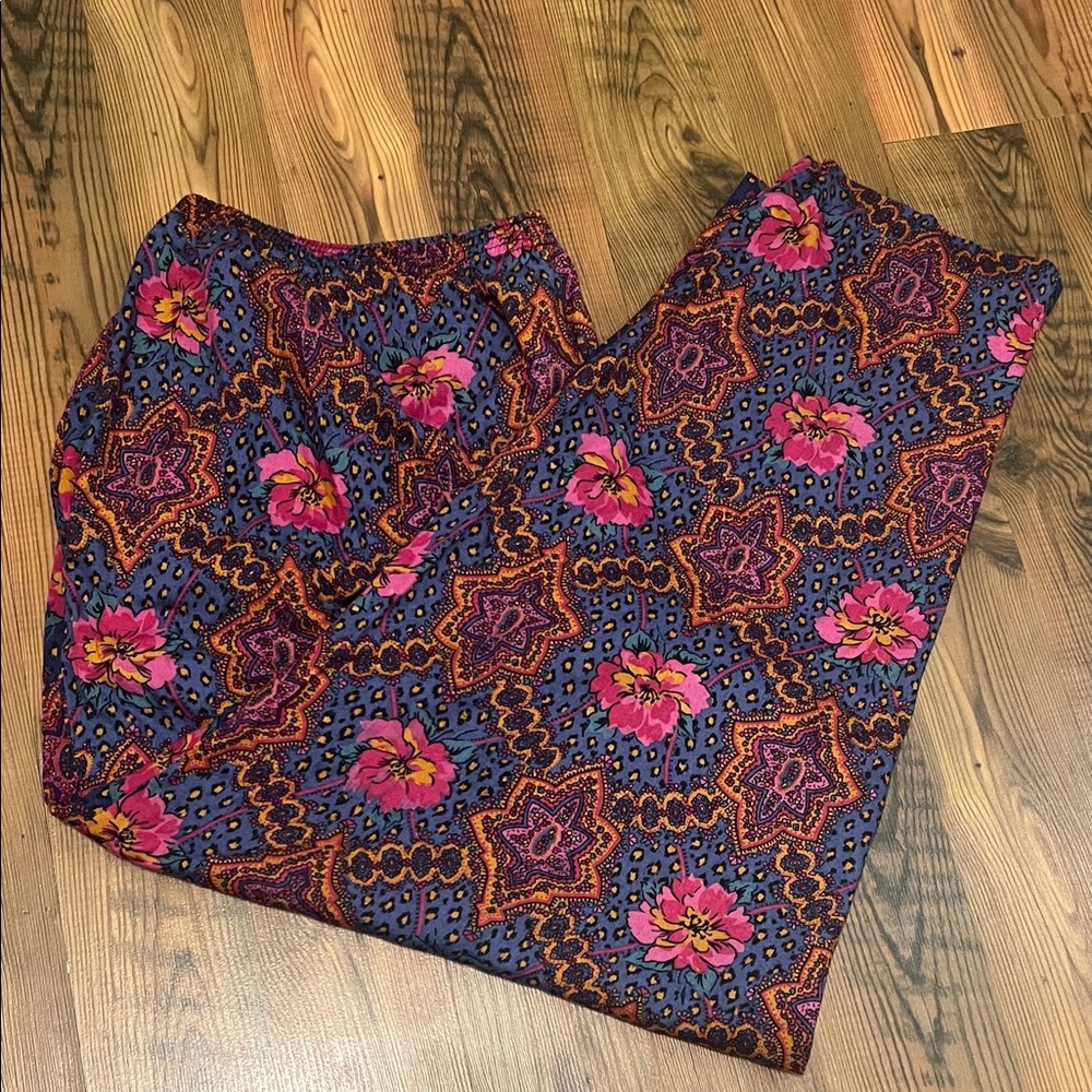 SOLD—Floral Vintage Plus Pants w/pockets